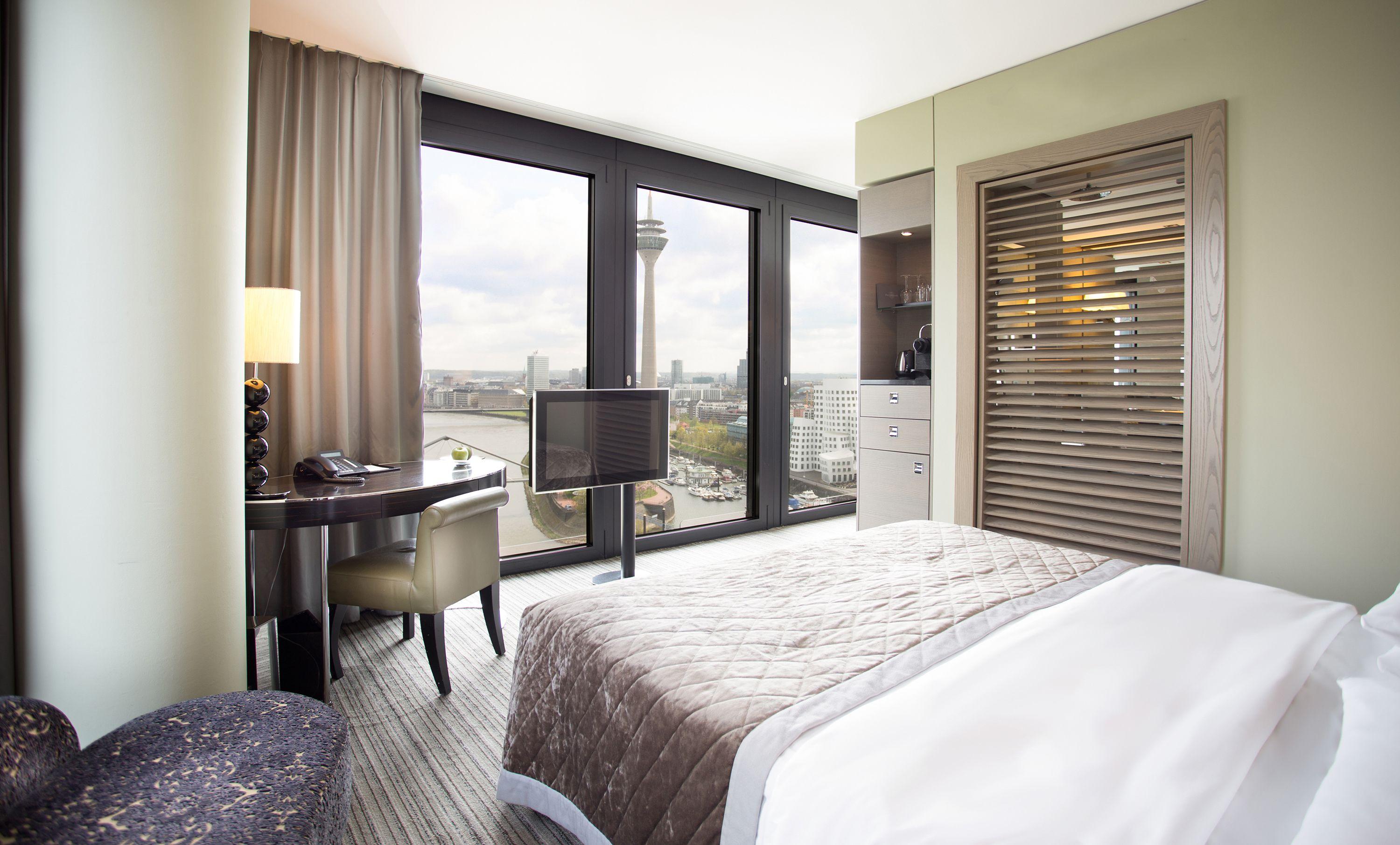 Hyatt Regency 5*